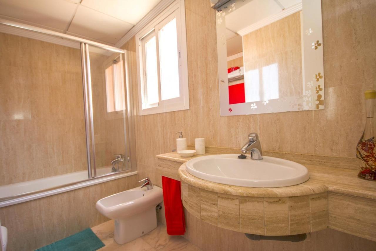 Albi B&B Burriana Beach Nerja Exteriér fotografie